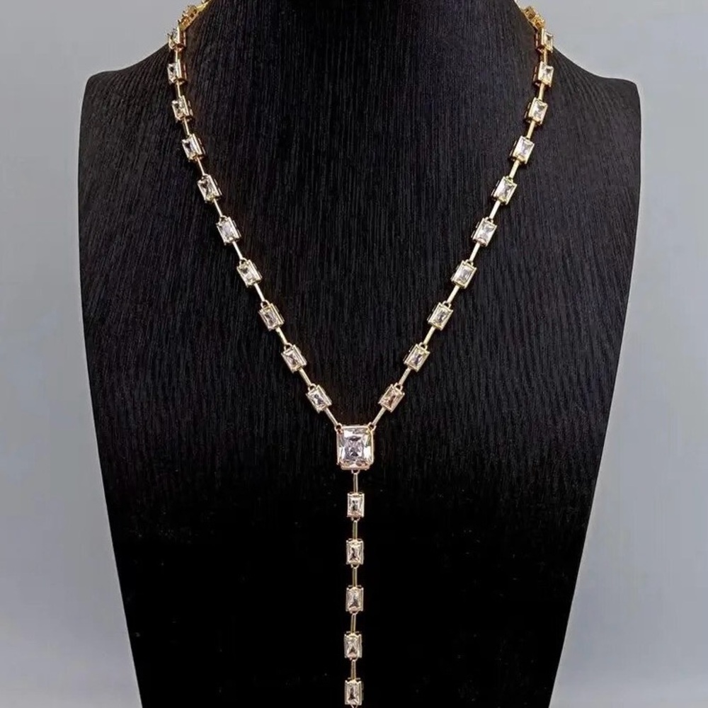 Melinda Maria Gold Plated Necklace. Simulated Diamonds. 18" with 3" Extender.